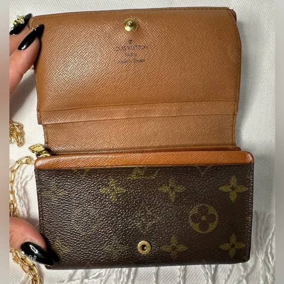 LOUIS VUITTON PORTE TRESOR MONOGRAM WALLET WITH CHAIN - Picture 6 of 17